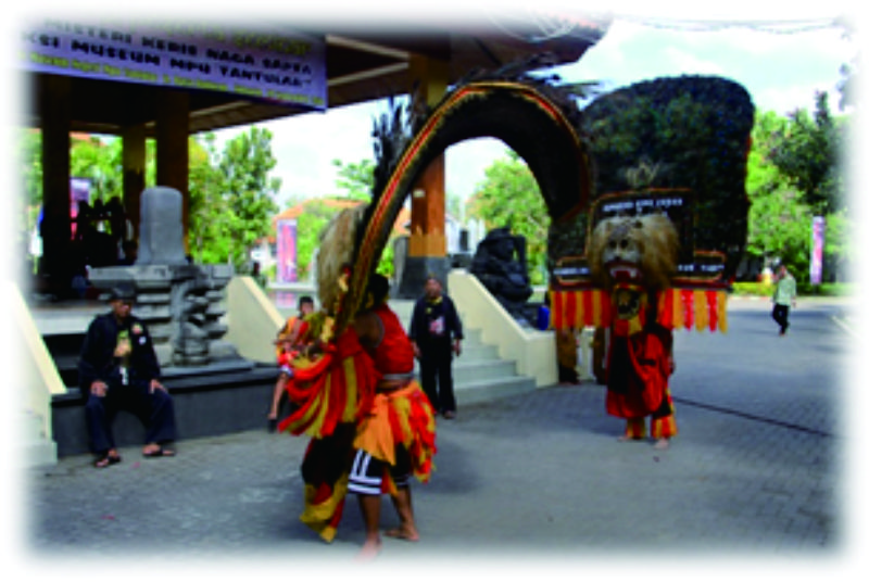 PENTINGNYA EKSPRESSIKAN WARISAN BUDAYA TAKBENDA DI MUSEUM